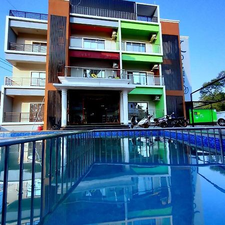 Lotus Hotel Nagaon Beach Alībāg Exteriér fotografie