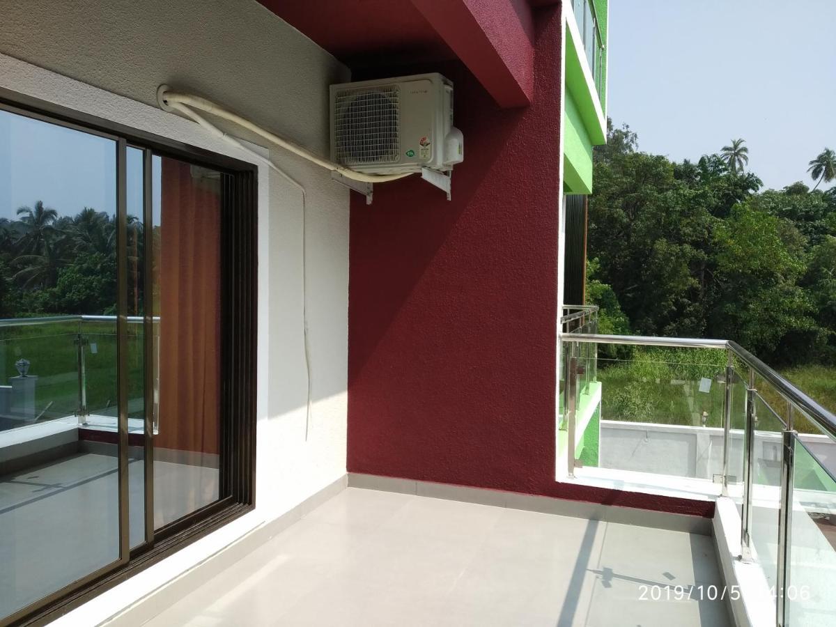 Lotus Hotel Nagaon Beach Alībāg Exteriér fotografie